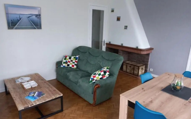 Appartement dans Villa