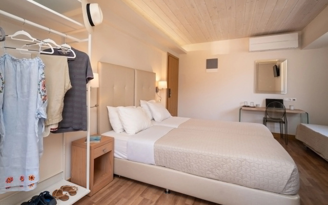 Karalis City Hotel