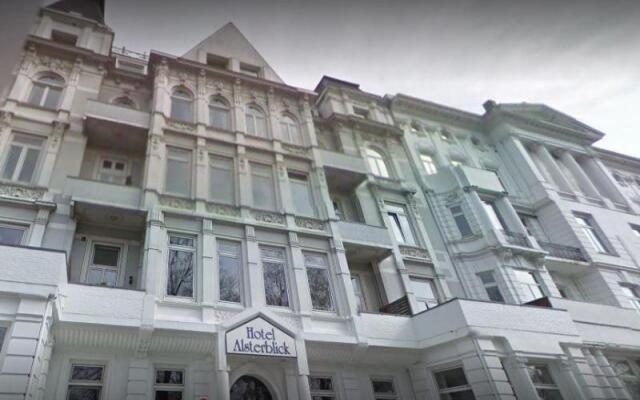 Hotel Alsterblick вид на фасад