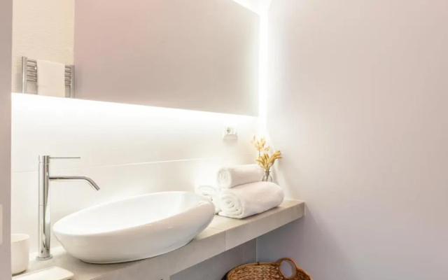 Nest House & Relax