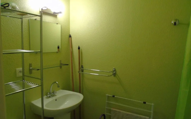 Lou Services Apartment J13 LSI 001