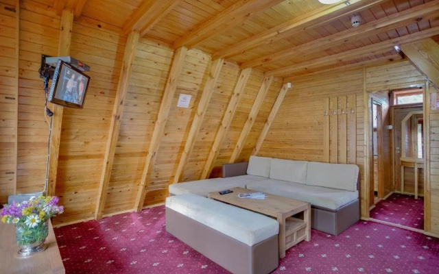 Malina Holiday Village