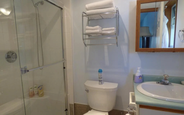 Crown House Bed & Breakfast
