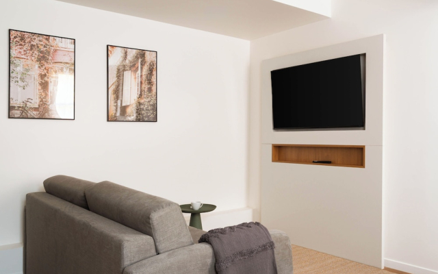 Limehome Versailles Rue du Bailliage