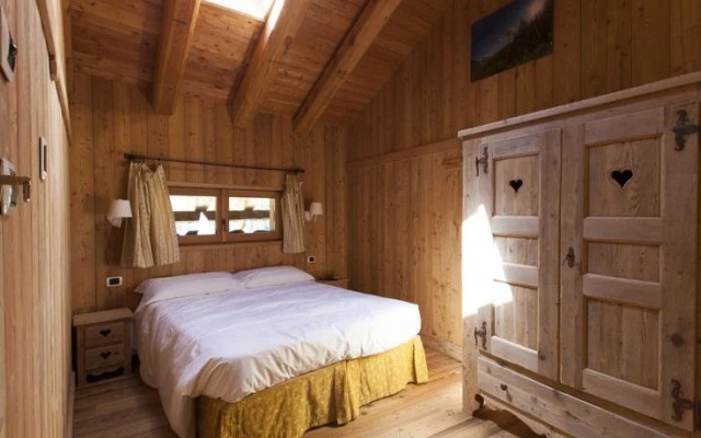 Rifugio L Aroula