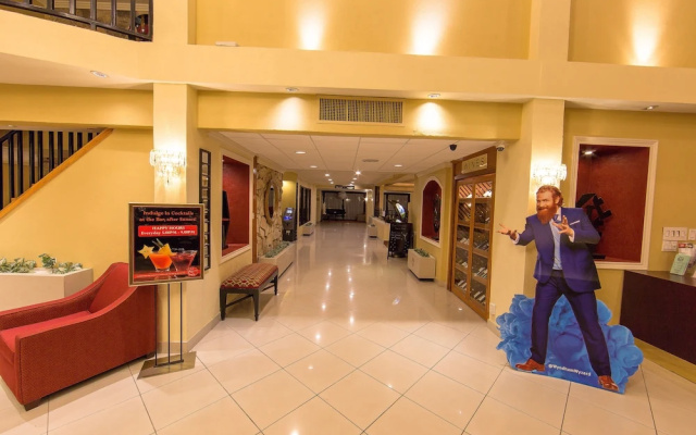 Hotel Monarchy & Suites
