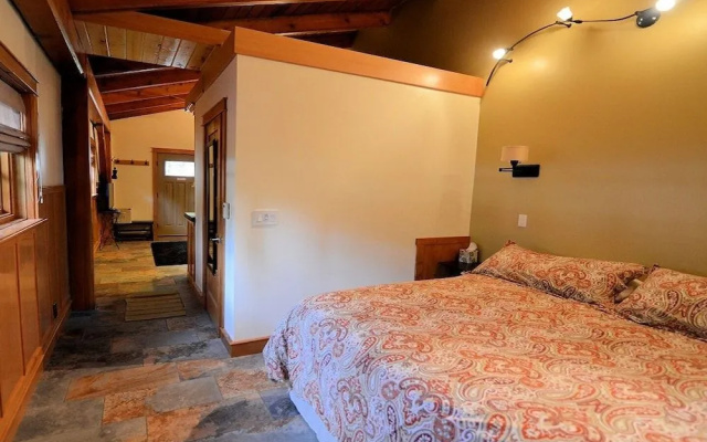 Carriage House Accommodations