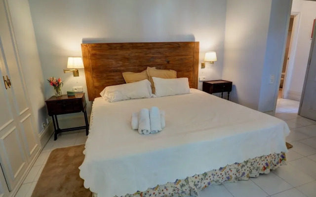 Front Beach Apartment