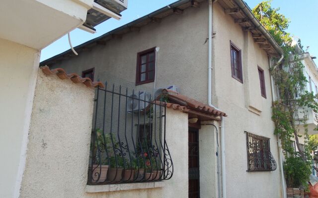 Ali Baba's Guesthouse Турция, Сельчук - отзывы, цены и фото номеров - забронировать отель Ali Baba's Guesthouse онлайн вид на фасад