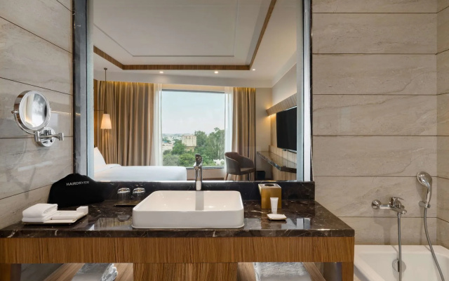 Radisson Hotel Bhopal