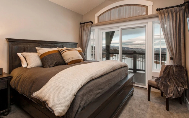 Abode at Fairway Springs