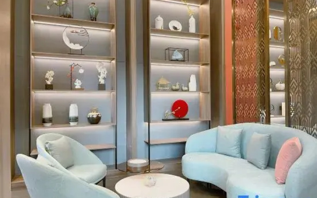 HEBE Zhenyue Hotel (Jixing Financial Plaza)
