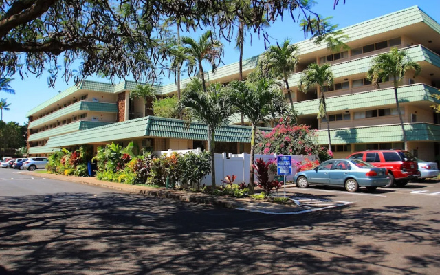 Kahana Reef 116 by RedAwning