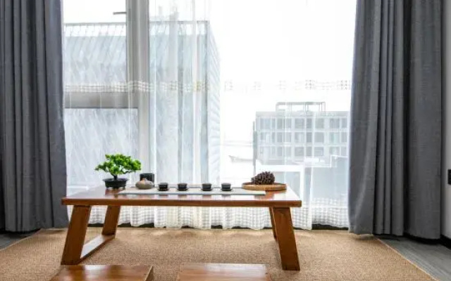 Zhoushan Jiaman Park Su Luxury Homestay (Banshengdong Wharf Store)