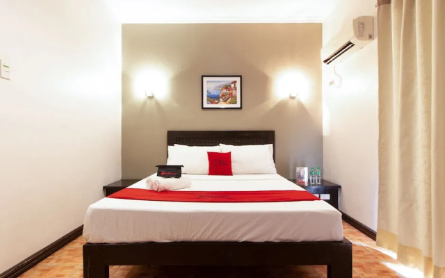 The Charm Bed and Breakfast by RedDoorz