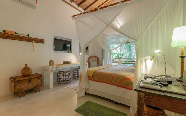 142D Casa com 03 Suítes em Trancoso