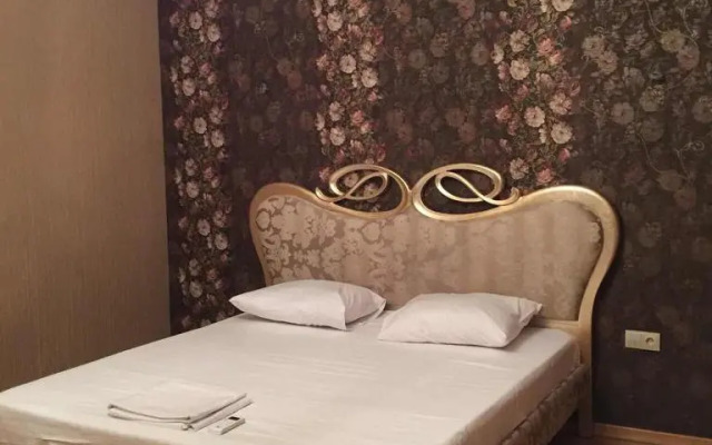 Lesya Apartment with Terrace