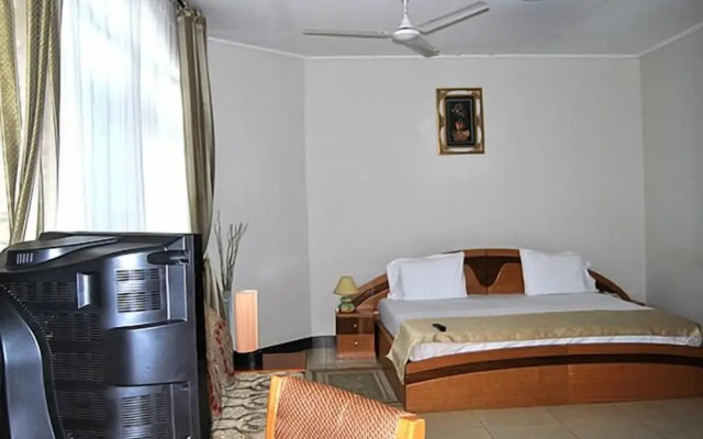 Acacia Lodge, North Legon
