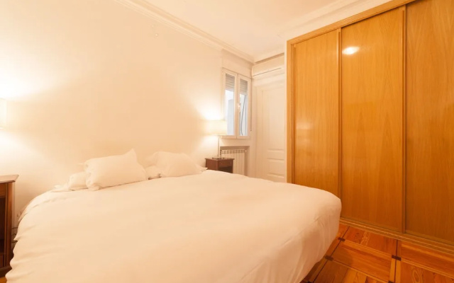 Classical Flat in Barrio Salamanca by Allô Housing