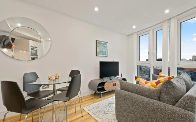 Elegant One Bedroom Apartment in Altitude Point