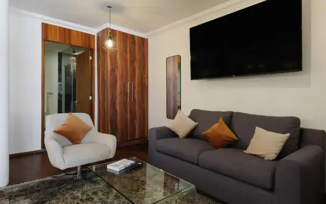 w Inviting 4BR in Condesa