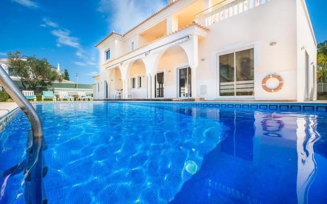 Villa Coute Real in Quarteira