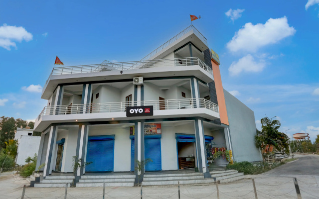 Hotel O by OYO Adinath Guest House