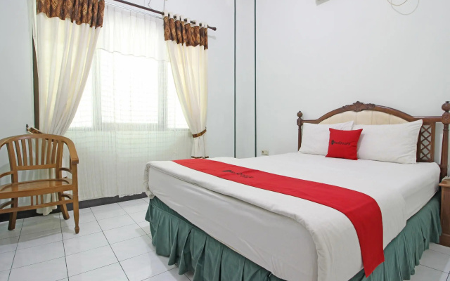 RedDoorz near XT Square Yogyakarta