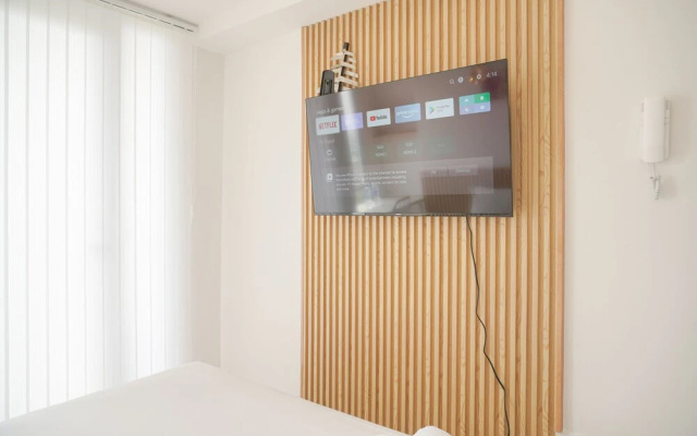 Homey And Good Choice Studio Tokyo Riverside Pik 2 Apartment