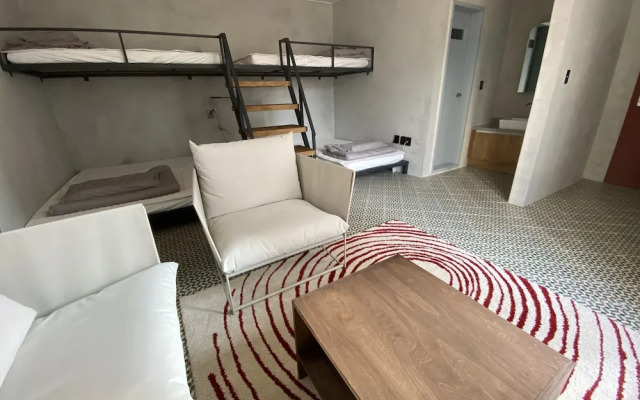 Shui Hostel