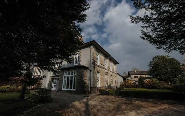 The Pheasant Lodge