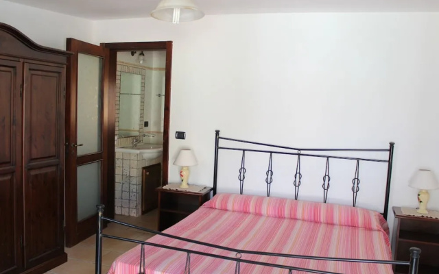 Quaint Holiday Home in Matino With Swimming Pool