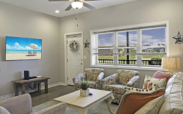 Island 25 2 Bedroom Condo