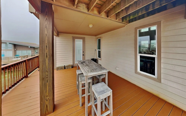 Seaside Eden by Ryson Vacation Rentals