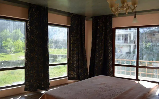 Hotel Manali Mahal