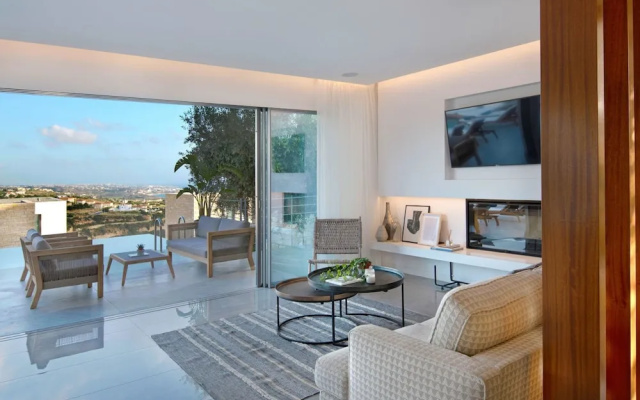 Elea Silver Villa