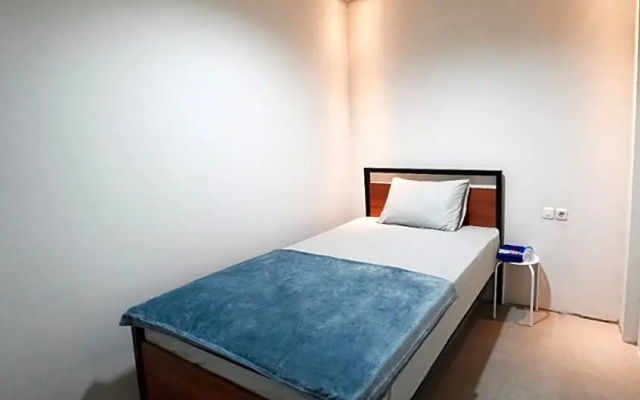 Hostel 18 Pasangan Butuh Surat Nikah