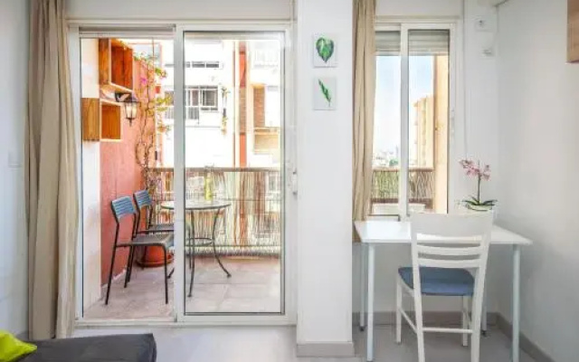 Iris Apartments Sea View