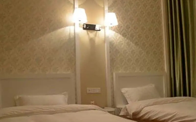 Zhangjiajie Dandelion Theme Hostel
