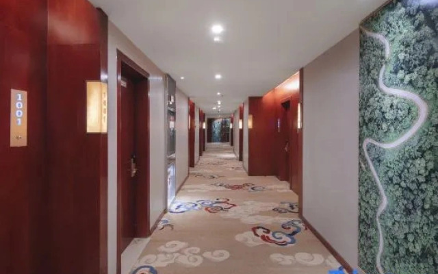 Vienna Classic Hotel (Coastal Resort)