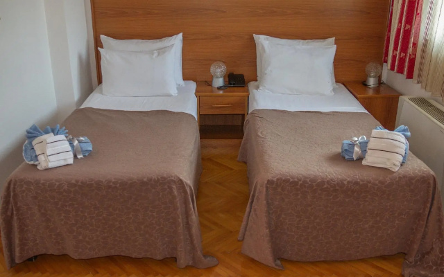 Hotel Ambasador