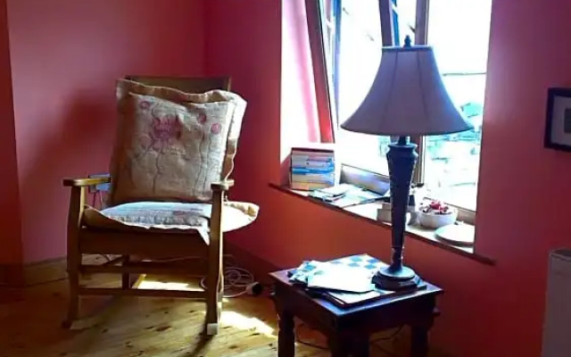 Ethan House B&B