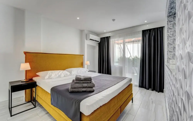 BAL Apartments - Adults Only