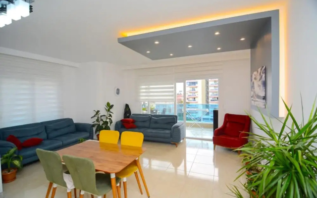 Luxury 2 Bedroom Flat 200 Meters to the sea