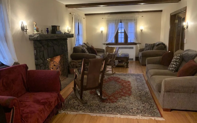 Georgian Garden Inn