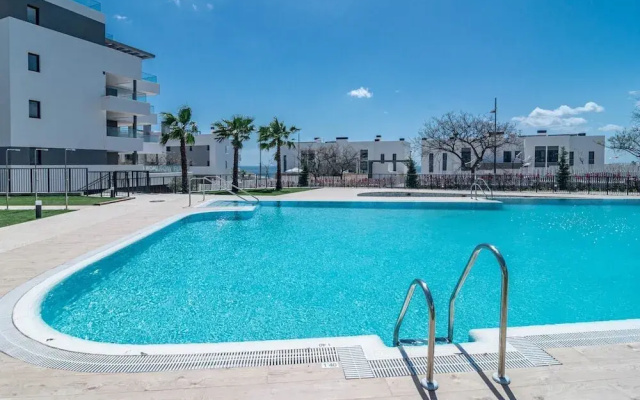 Lme13.3a- Stunning Flat Close to Beach in Estepona