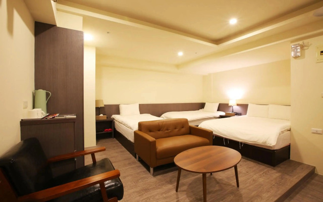 Loosha Hostel