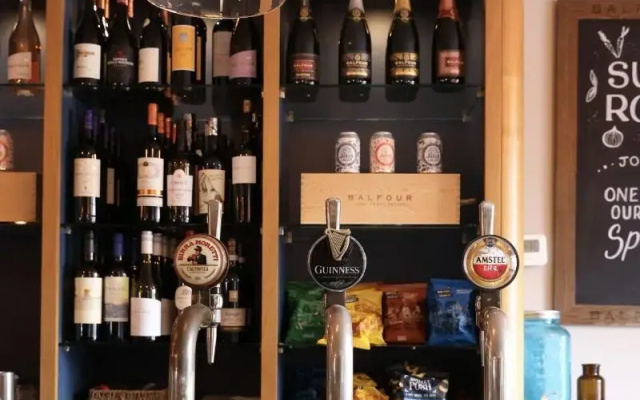 Winemaker's Pub