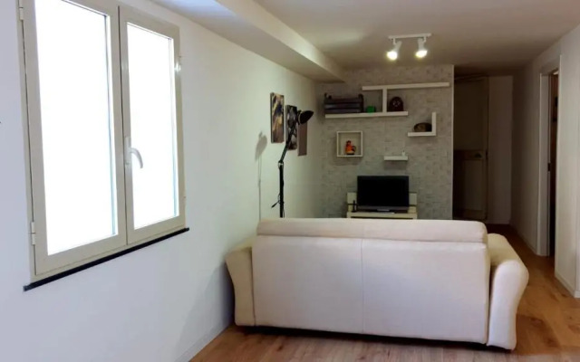 Mancinelli House