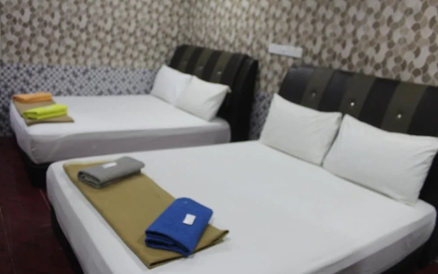 Sungai Besi Hotel